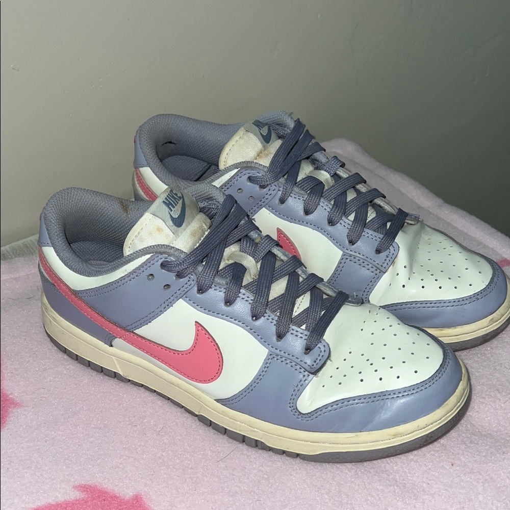 Nike Dunks. Pink and Purple Gray
